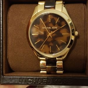 MK watch